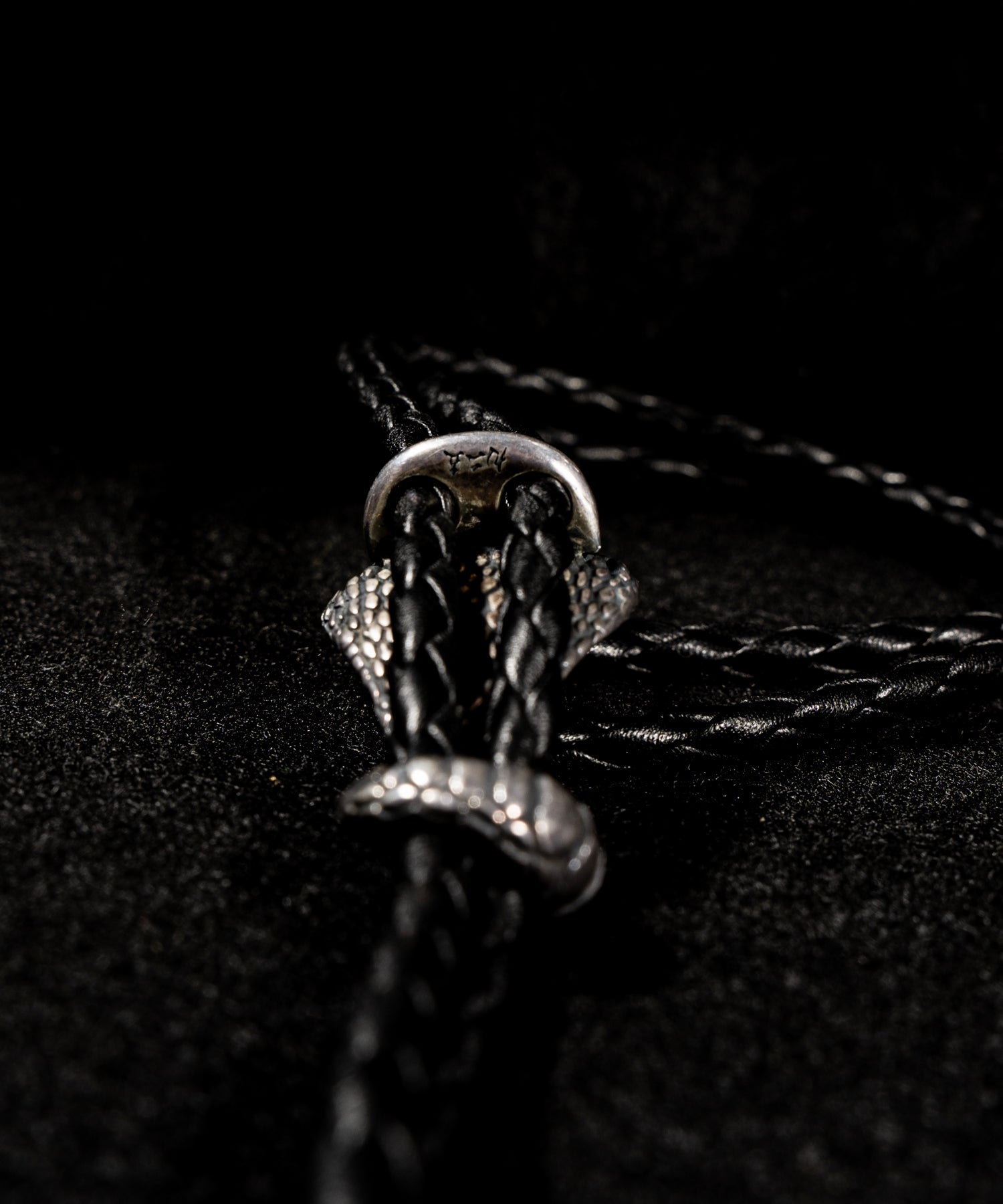haraKIRI(ハラキリ)一点もの One Piece Cobra Loop Tie