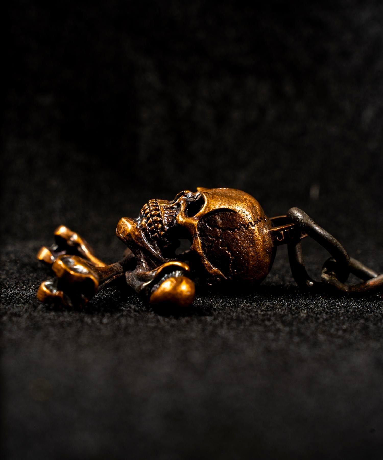 JUNK SMITH (ジャンクスミス)Good Luck Skull Head Keychain Crossbone 【Copper alloy】