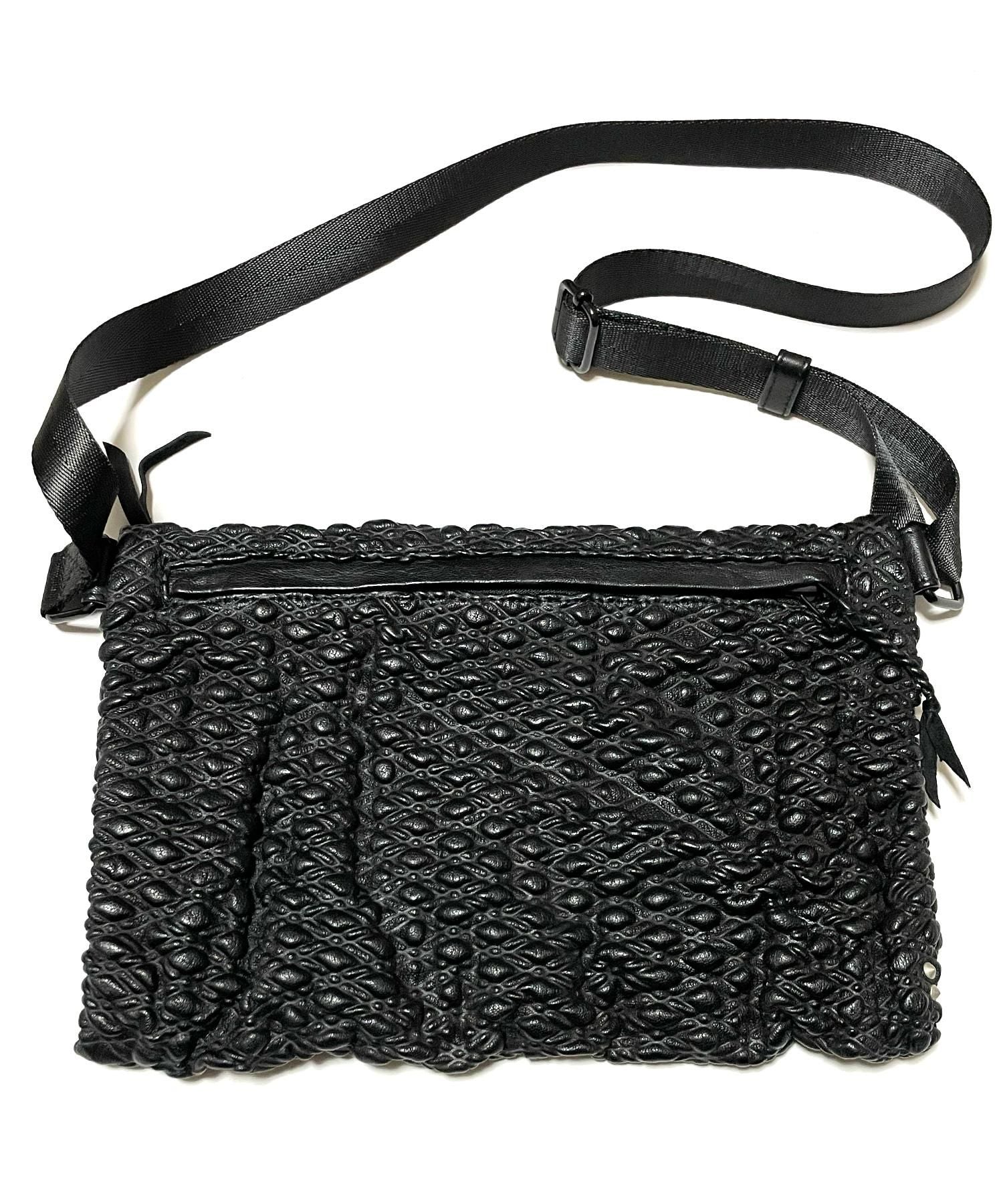 KMRii(ケムリ)Mutant Square Pouch