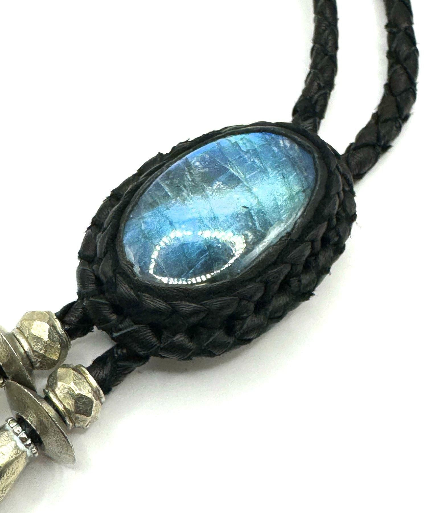 KMRii(ケムリ) Labradorite Loop Tie A