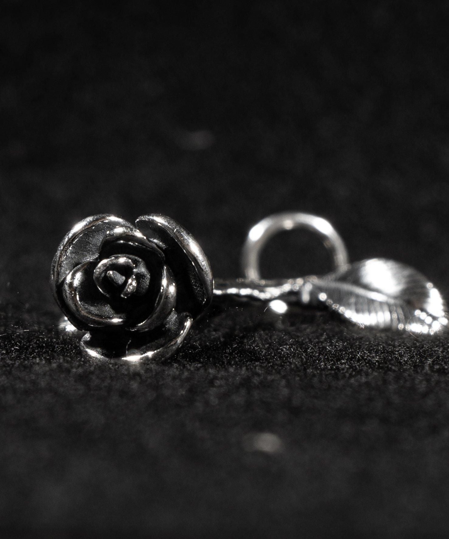 "Recoil"&co. (リコイルアンドコー)Rose Pendant (Lagre)