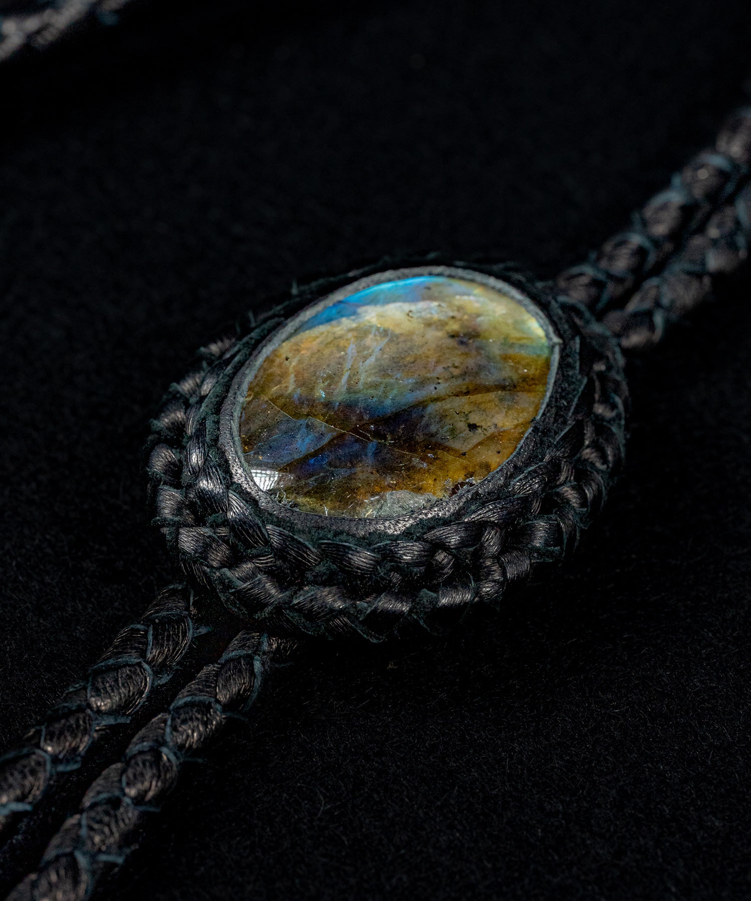 KMRii（ケムリ） Labradorite Loop Tie C – TRAPNEST ONLINE STORE