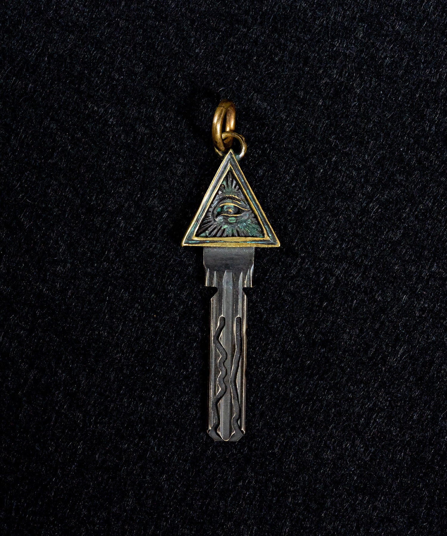 ROSH (ロッシュ)Providence Eye Custom Key