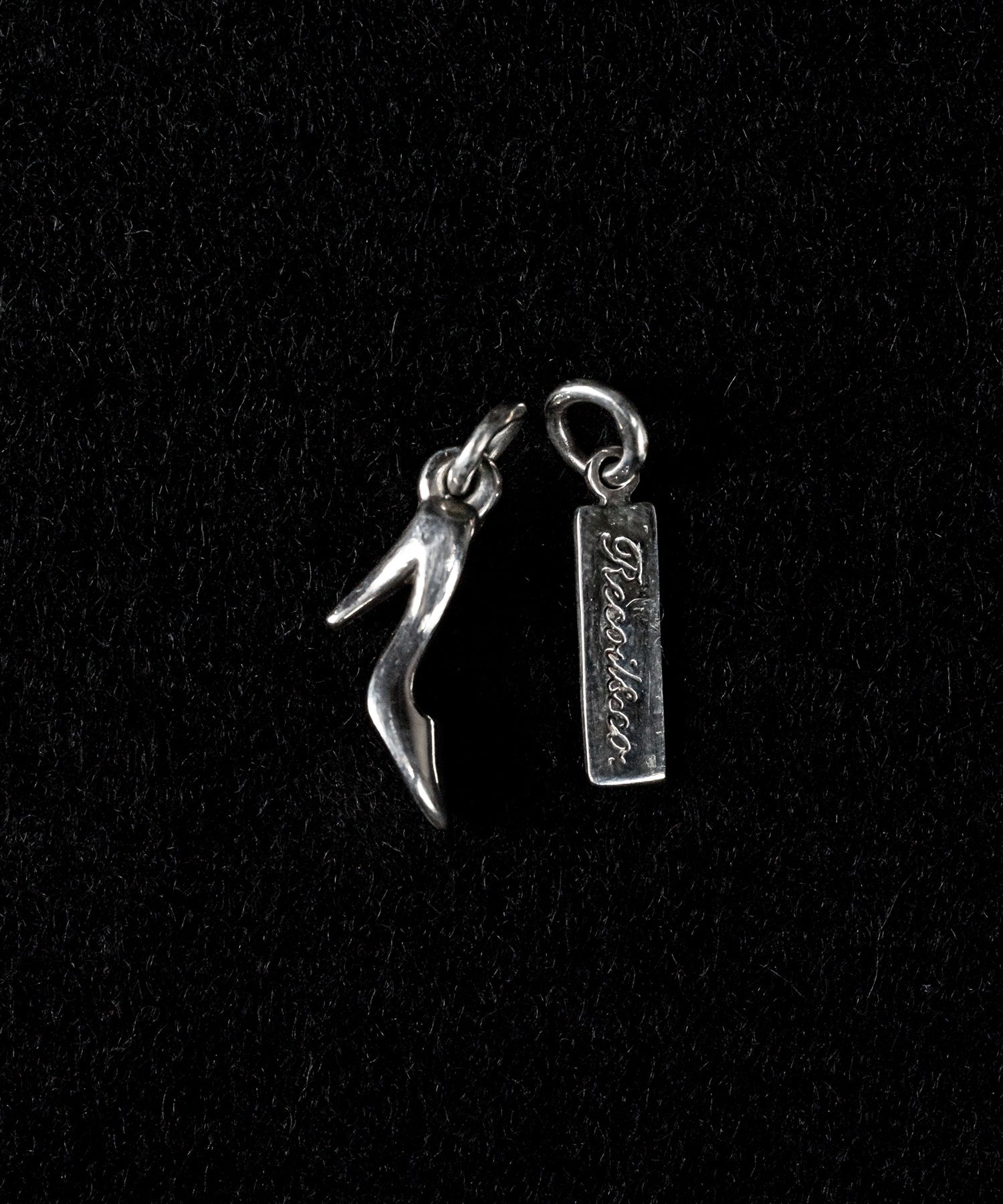 "Recoil"&co. (リコイルアンドコー)High heels pendant