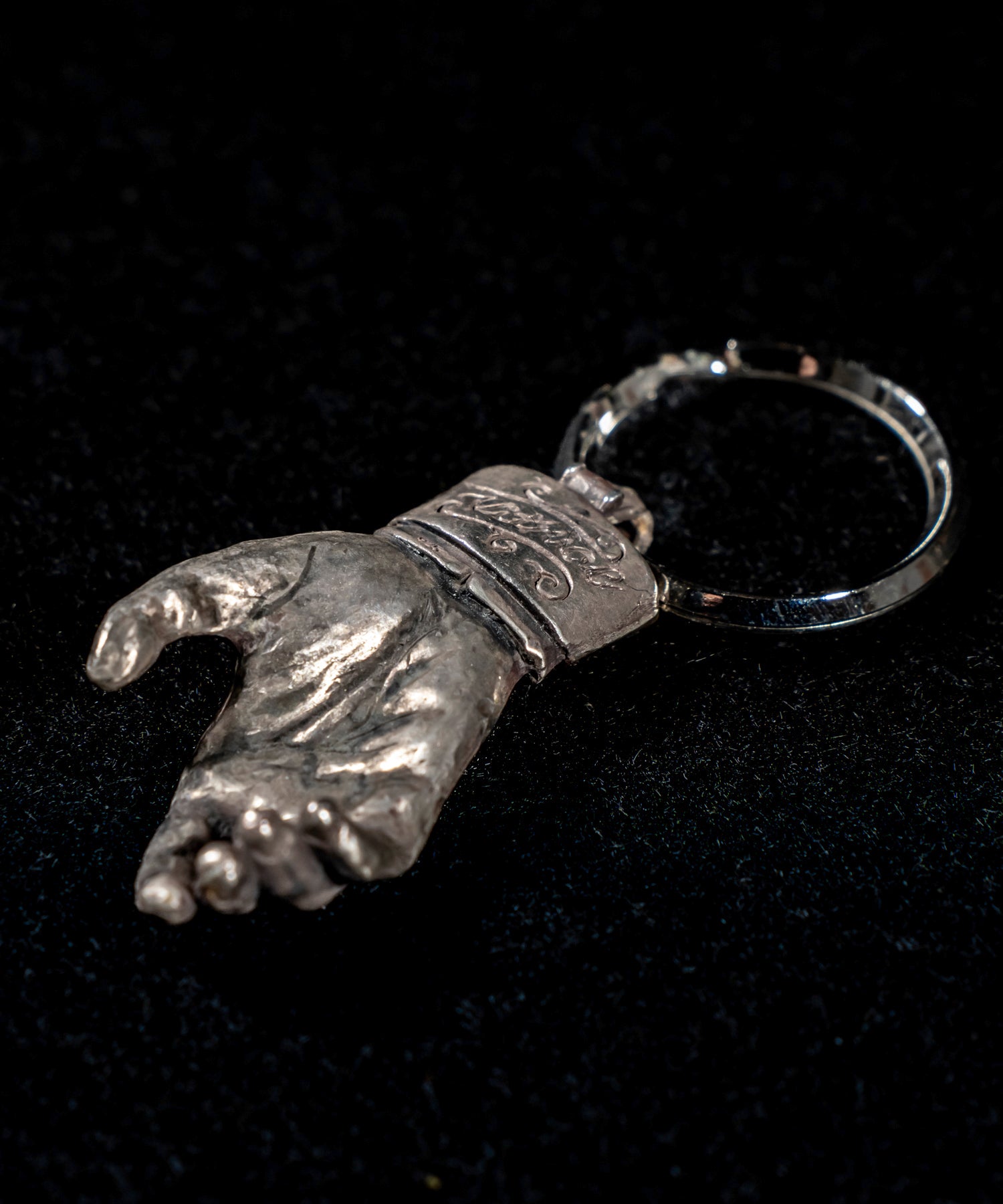 VITRIOL (ヴィトリオル)Shake Hands Keyring - Silver