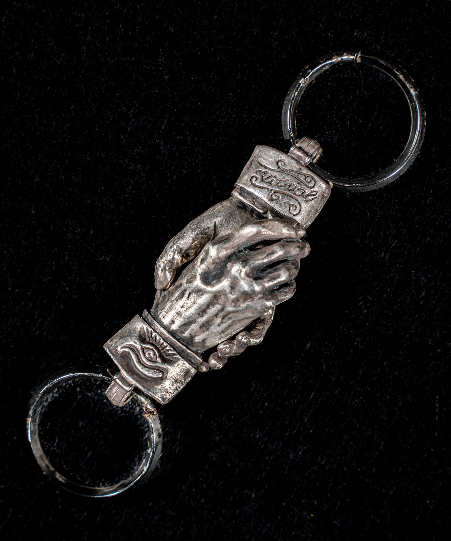 VITRIOL (ヴィトリオル)Shake Hands Keyring - Silver