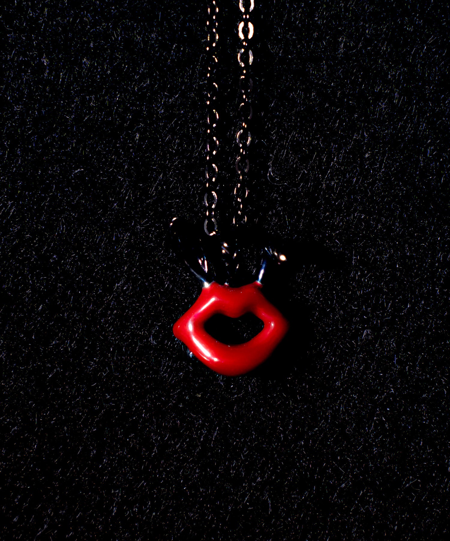 【受注生産】Lips & Tips(リップス&ティップス) ROUGE LIP BUNNY CHARM / BLACK