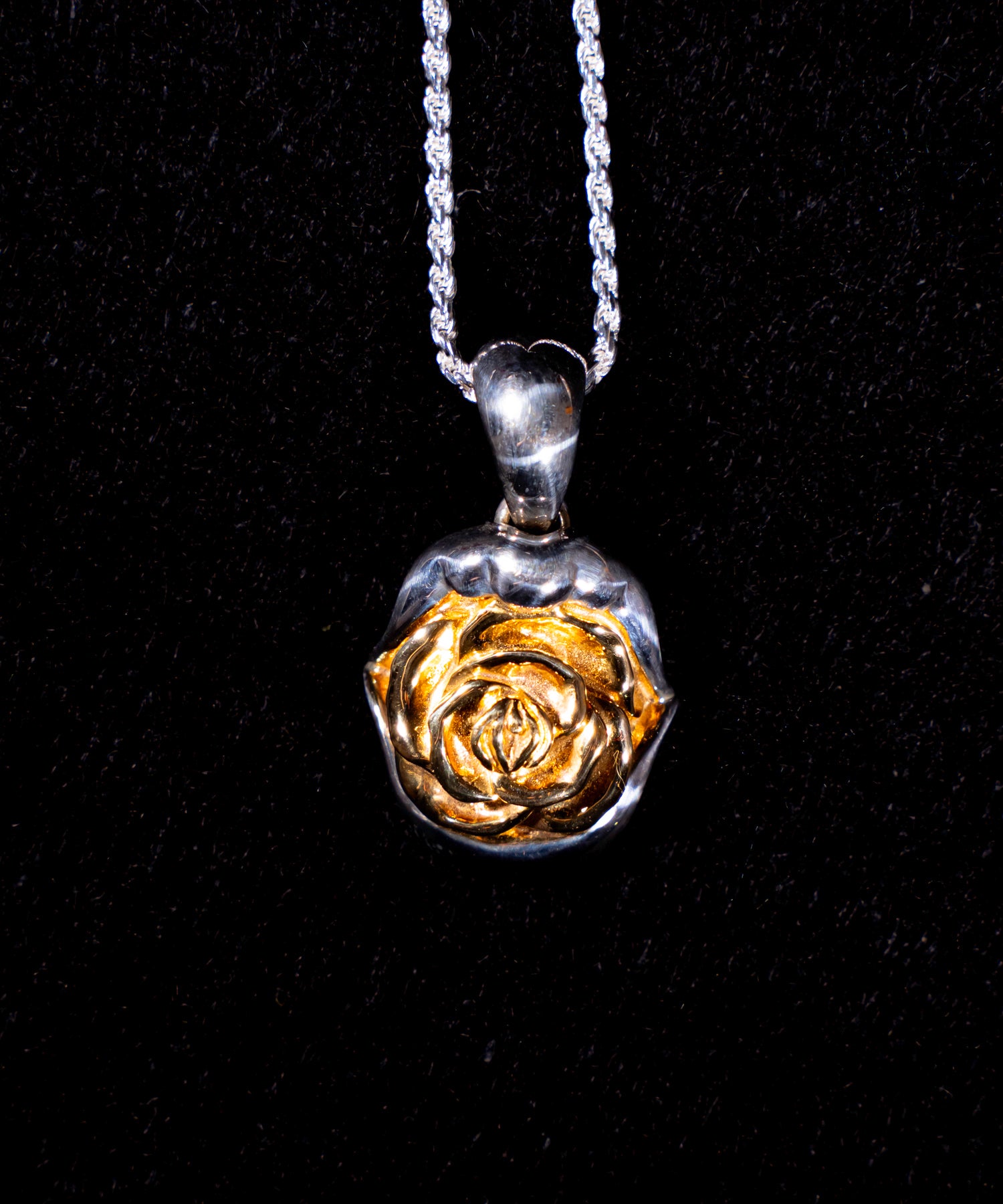 【受注生産】Lips & Tips VS(リップス&ティップス) Rosetta Lip Pendant / Yellowgold
