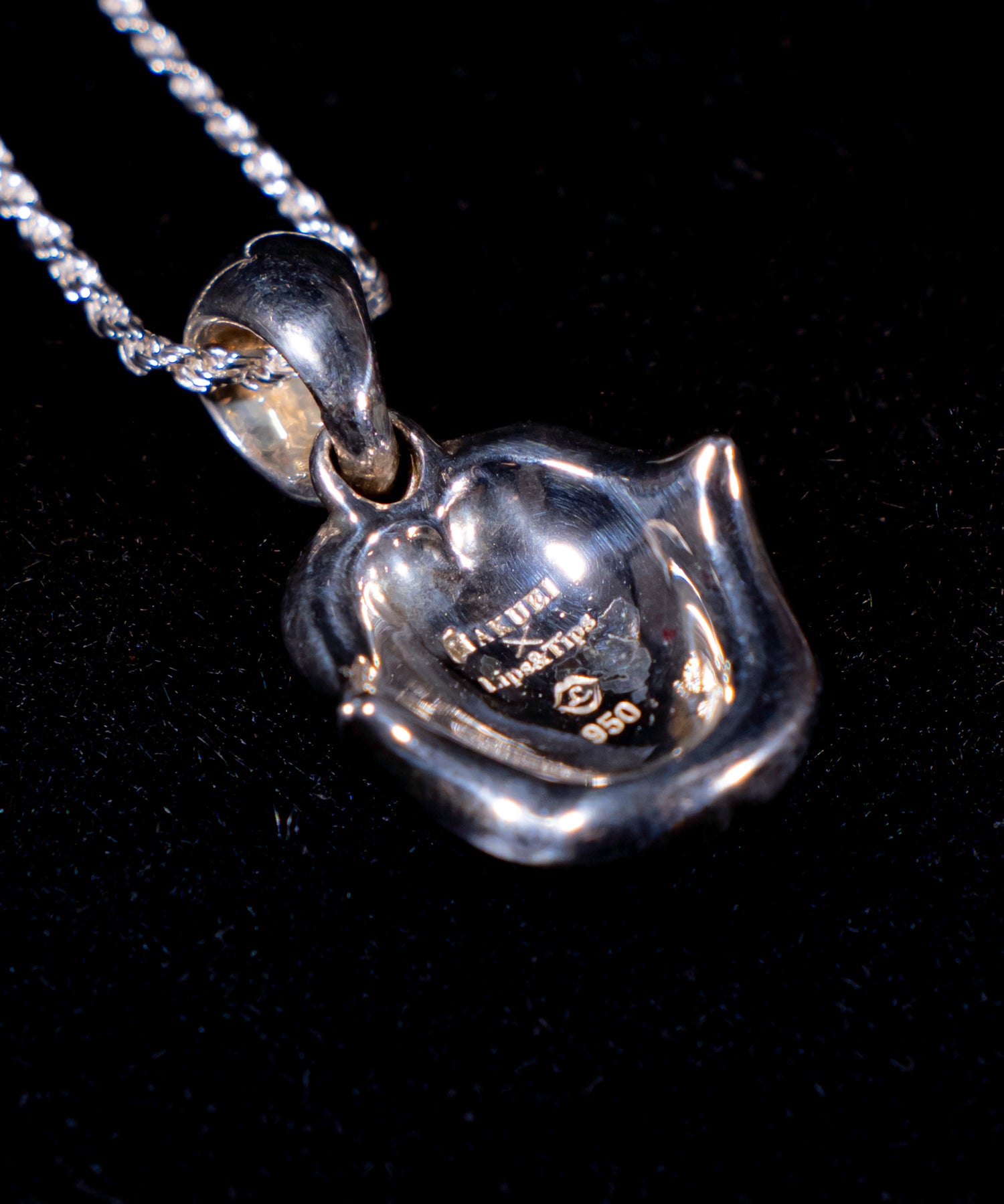 【受注生産】Lips & Tips VS(リップス&ティップス) Rosetta Lip Pendant / Yellowgold