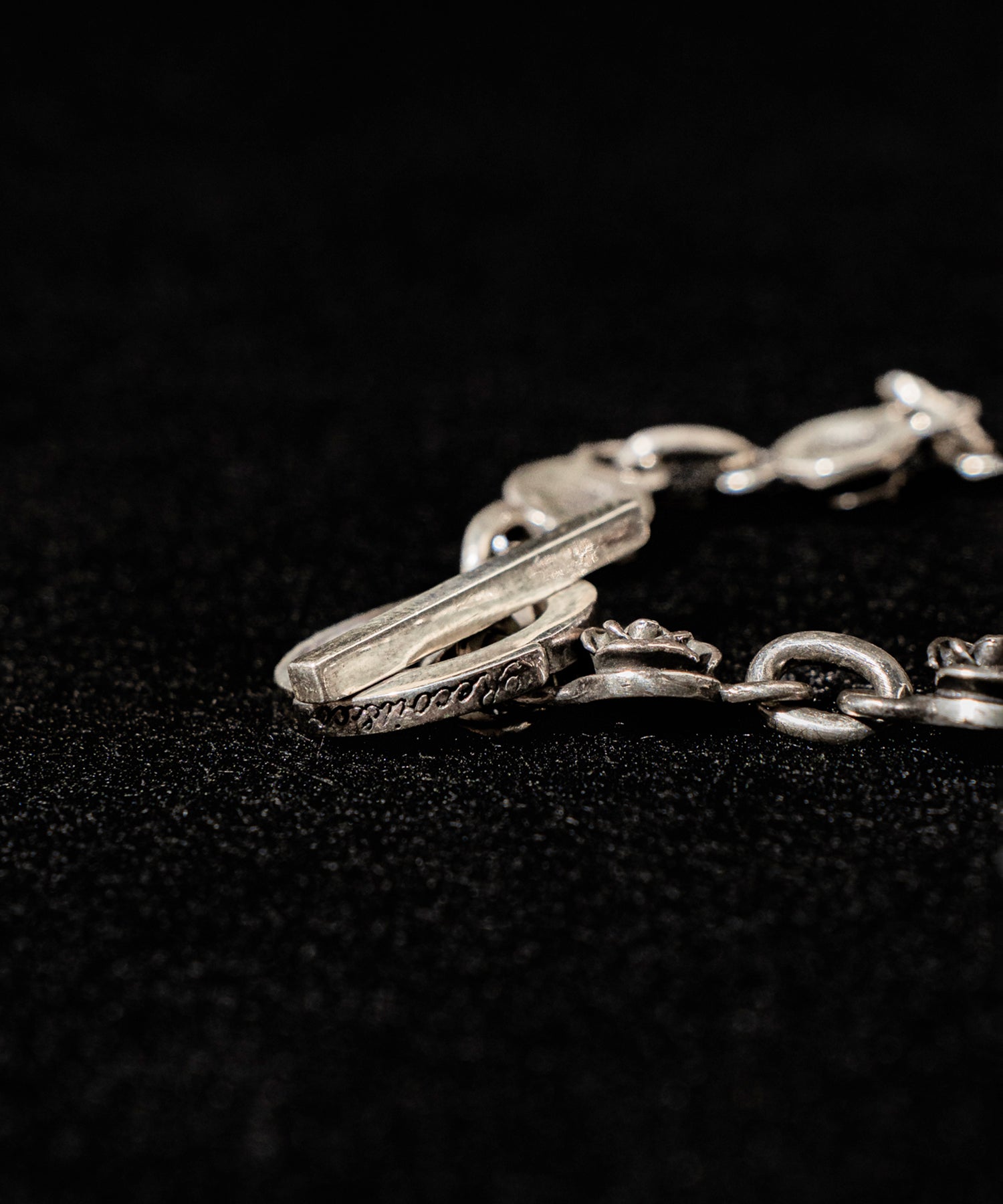 【TRAPNEST別注】"Recoil"&co. (リコイルアンドコー)TINY ROSE BRACELET O-RING