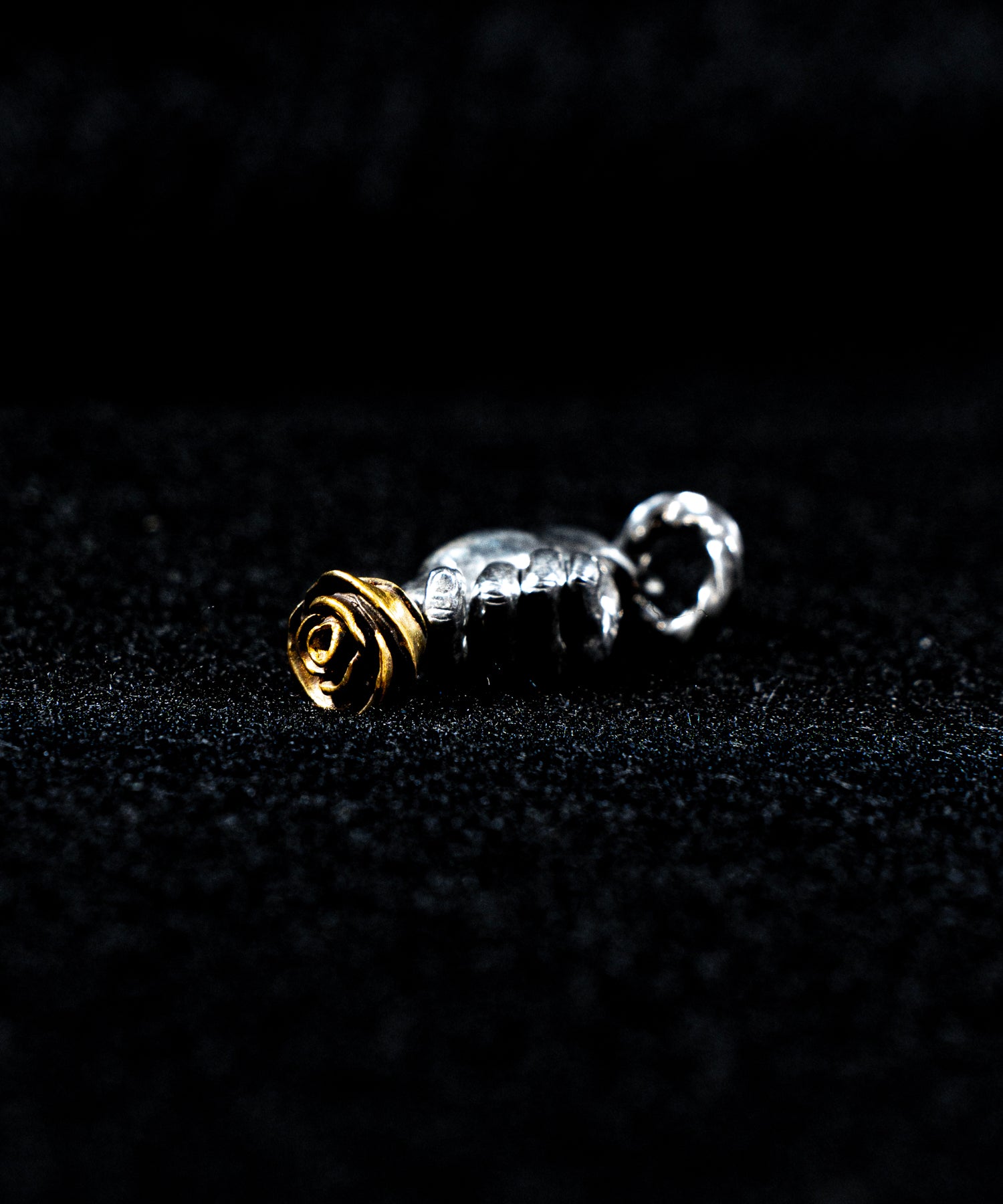ROSH (ロッシュ)One Rose Pendant top