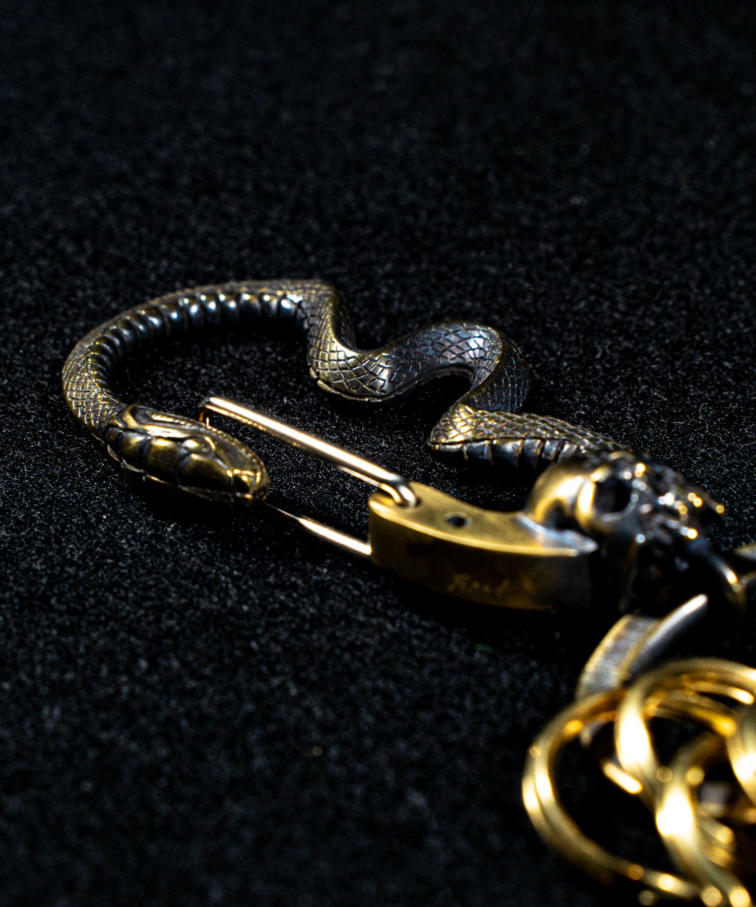 ROSH (ロッシュ)Snake&Skull Keychain / BRASS