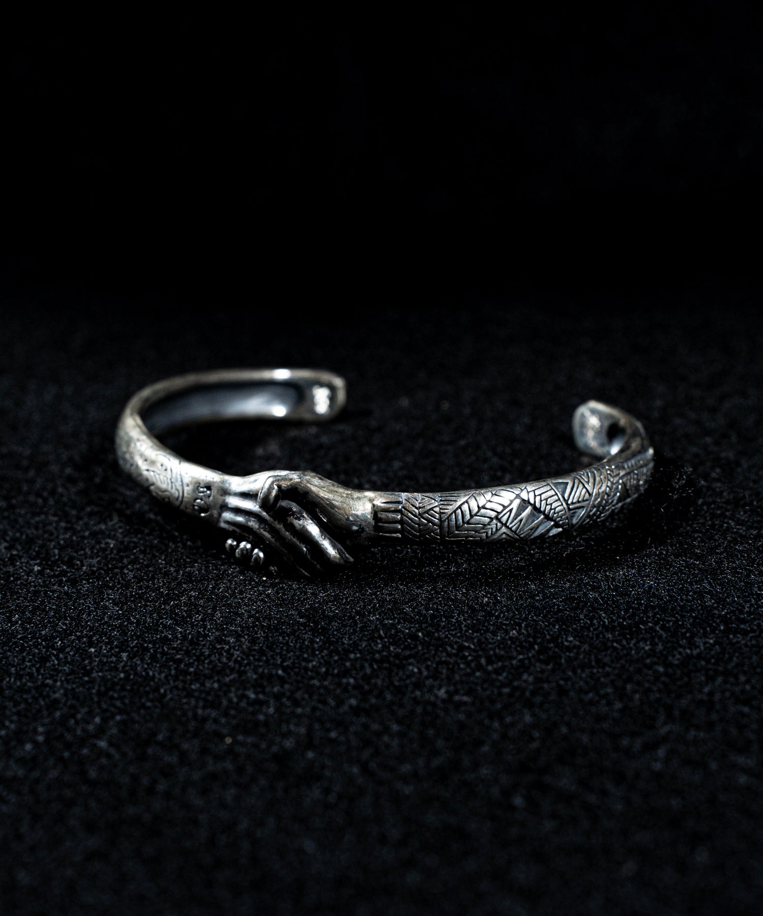 ROSH (ロッシュ)Shake Hands Bangle Silver