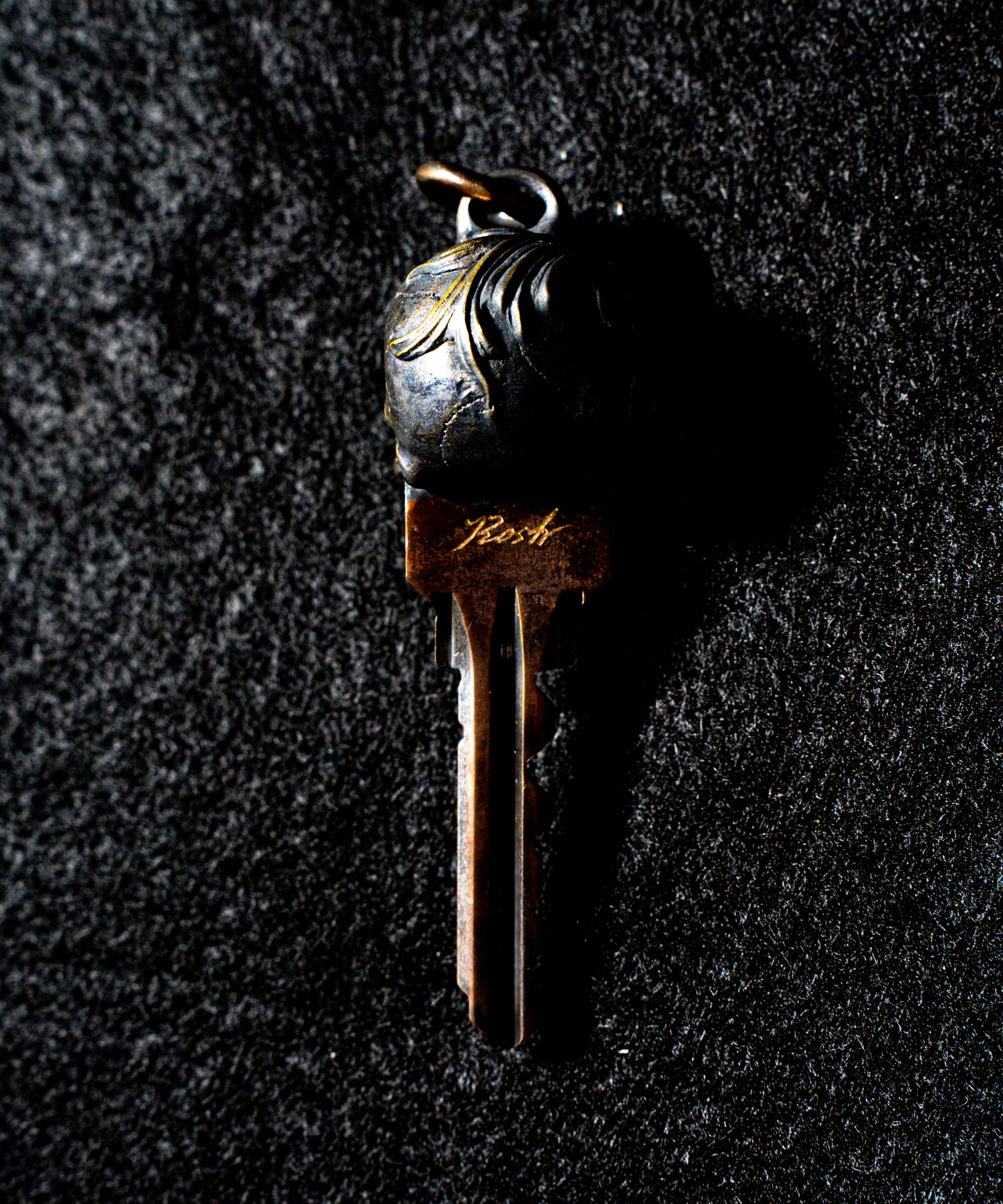 ROSH (ロッシュ) Arabesque Skull Custom Key