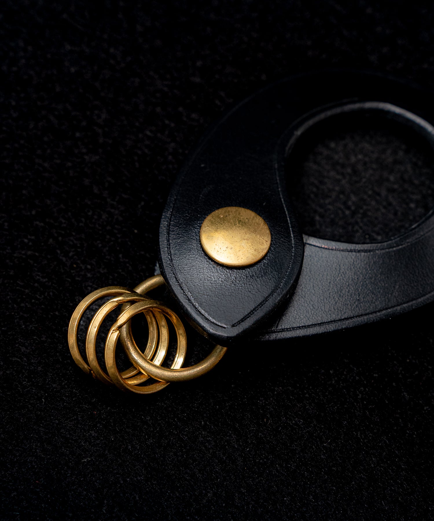ZOOL LEATHER(ズールレザー)Oval Leathet Keyholder