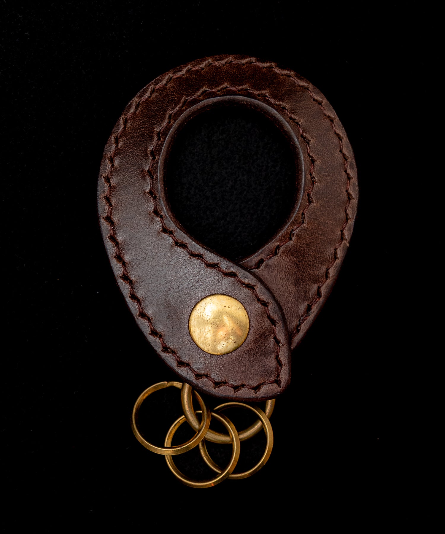 ZOOL LEATHER(ズールレザー)Oval Leathet Keyholder With Stitching