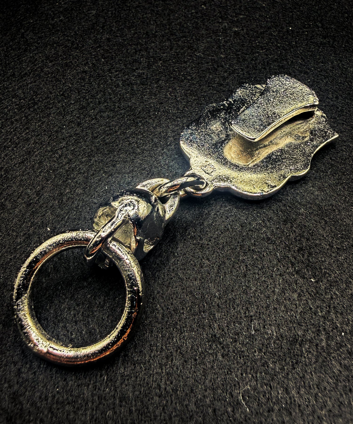 JUNKY JAGUAR（ジャンキージャガー）EMBLEM KEY CHAIN SILVER COATING