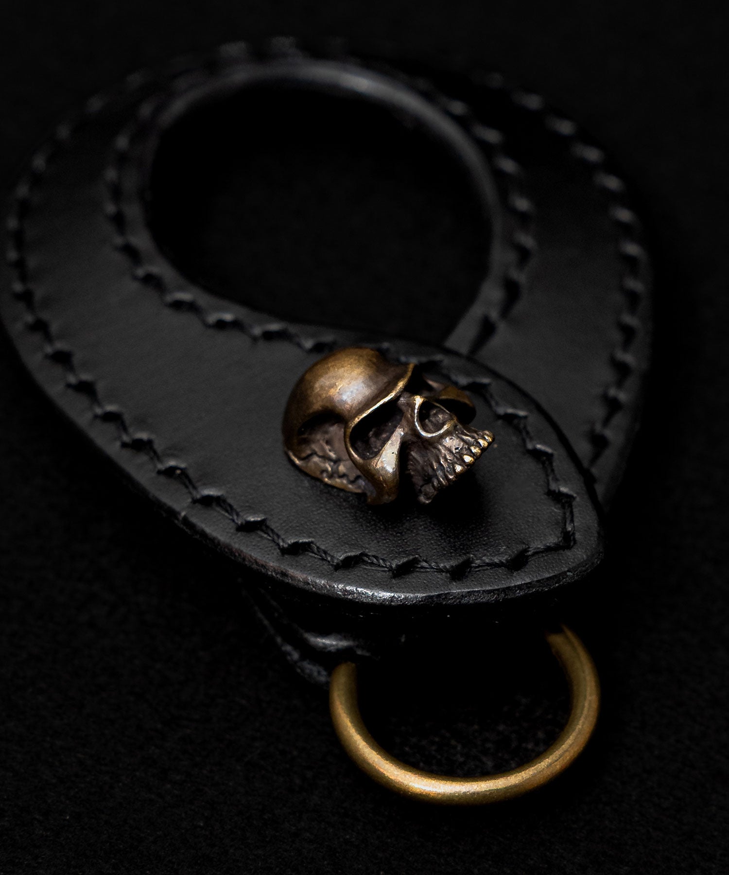 haraKIRI（ハラキリ）×ZOOL LEATHER（ズールレザー）オーバルレザー