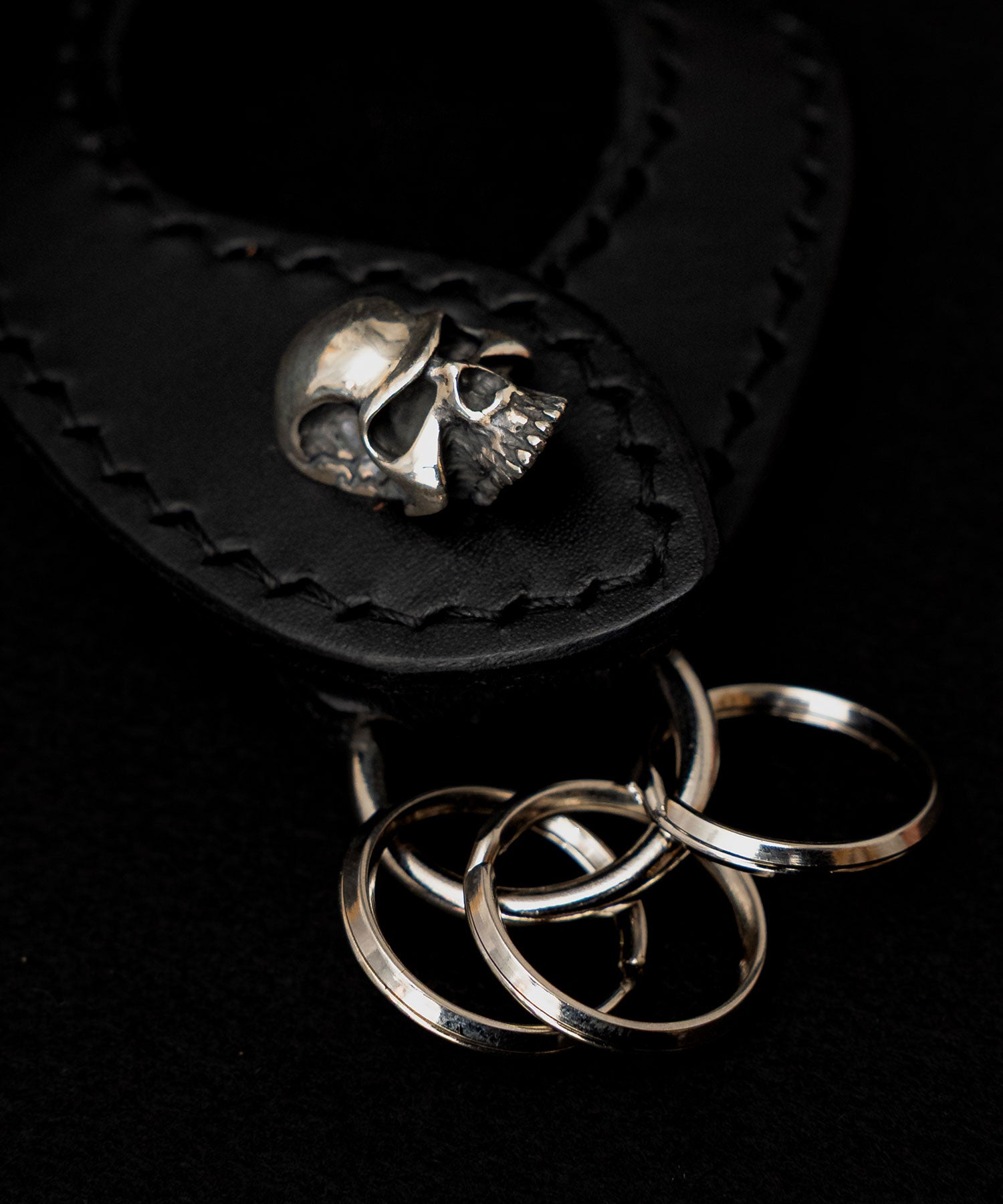 haraKIRI（ハラキリ）×ZOOL LEATHER（ズールレザー）オーバルレザー